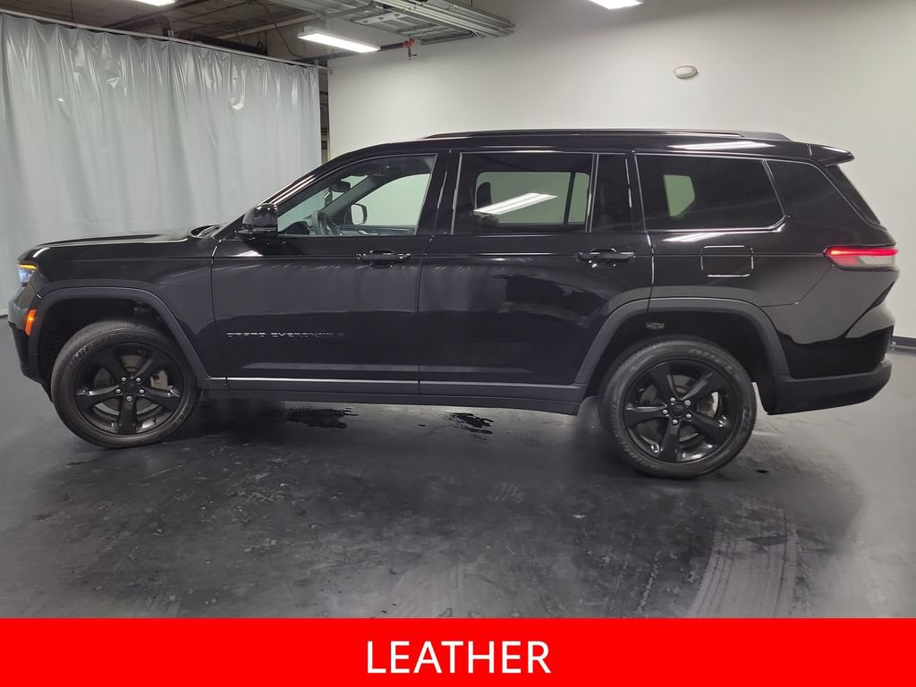 Used 2023 Jeep Grand Cherokee L Laredo AWD/4WD image 5
