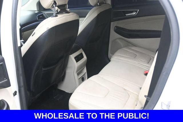Used 2015 Ford Edge Titanium FWD image 17