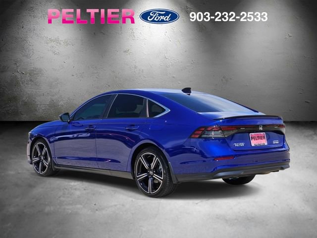 Used 2023 Honda Accord Sport image 4