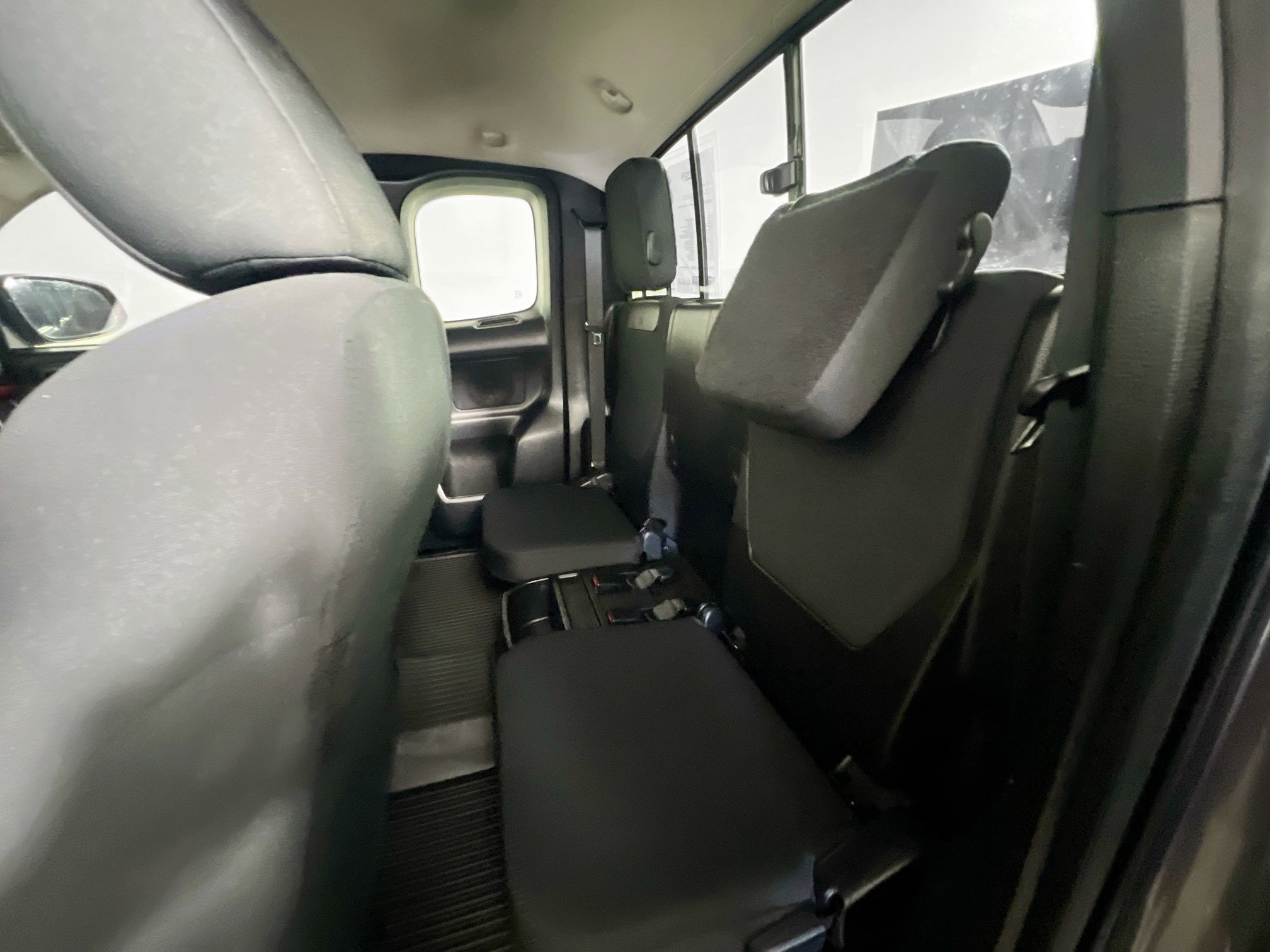 Used 2023 Toyota Tacoma SR5 w/ SR5 Appearance Package image 28