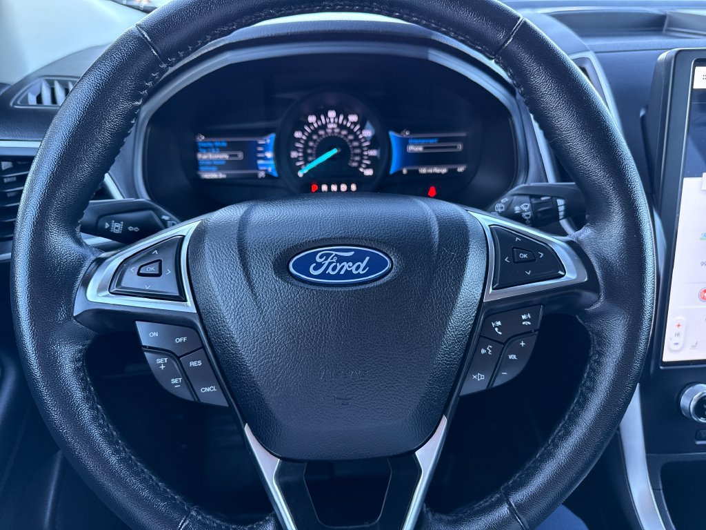 Used 2024 Ford Edge SEL AWD/4WD image 11