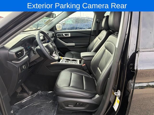 Used 2024 Ford Explorer XLT w/ Equipment Group 202A AWD/4WD image 12