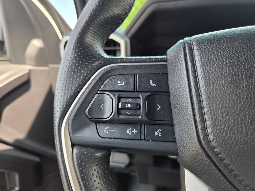 Certified 2025 Toyota 4Runner SR5 RWD image 24