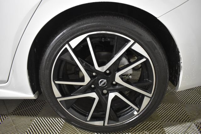 Certified 2025 Nissan Sentra SR w/ SR Premium Package FWD image 44