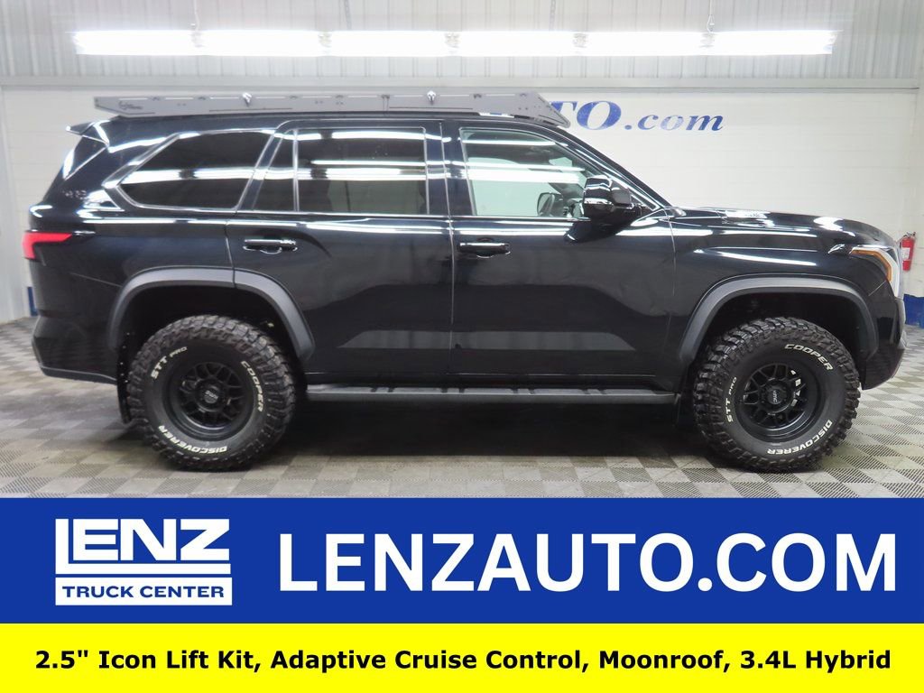 Used 2025 Toyota Sequoia SR5 image 1