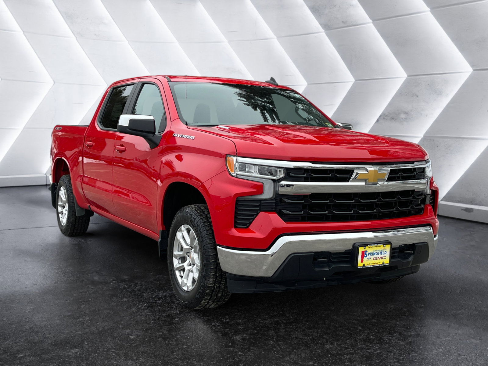Used 2024 Chevrolet Silverado 1500 LT image 8