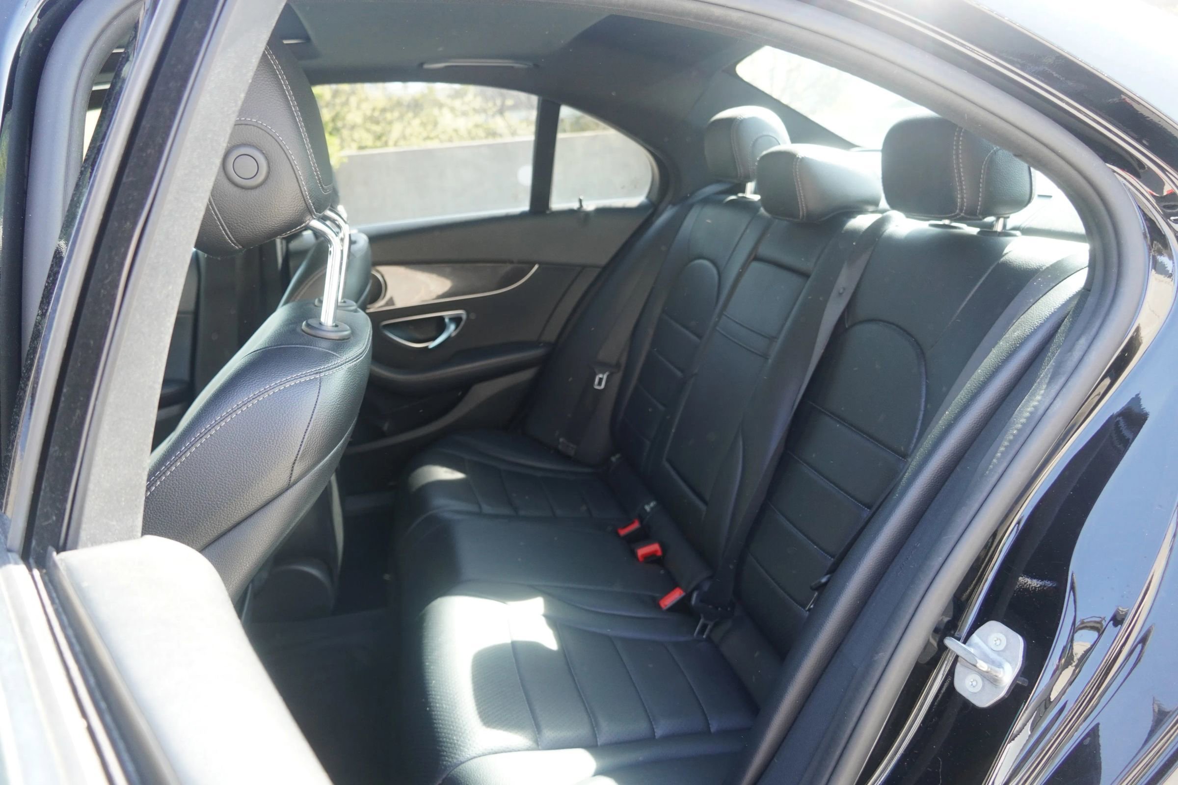 Used 2018 Mercedes-Benz C 300 4MATIC Sedan image 32