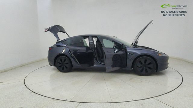 Used 2025 Tesla Model 3 Long Range AWD/4WD image 70
