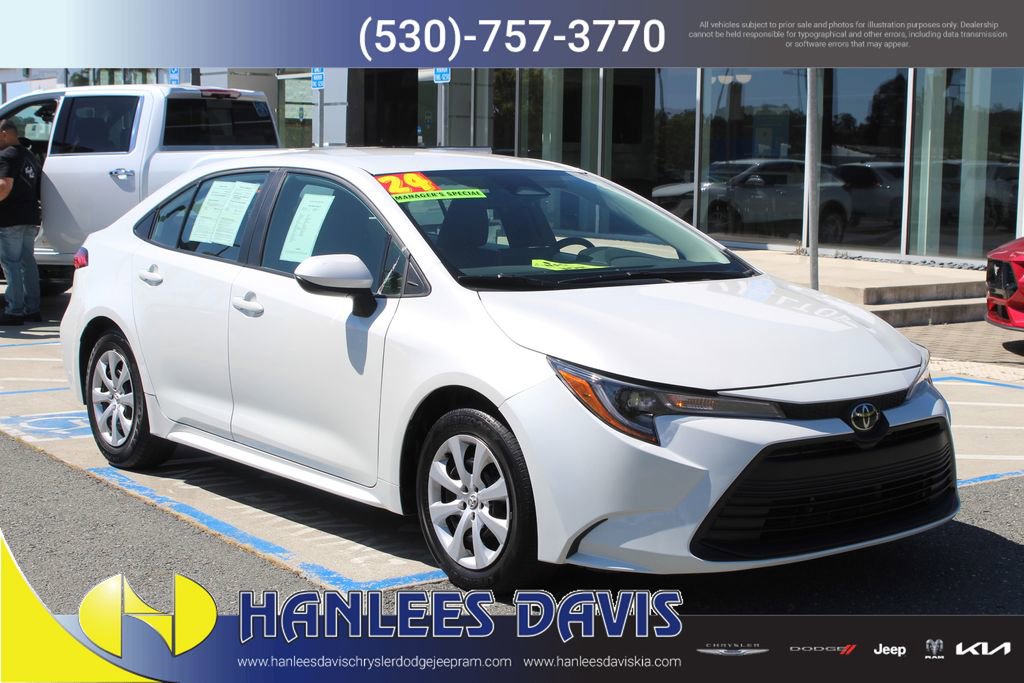 Used 2024 Toyota Corolla LE image 5