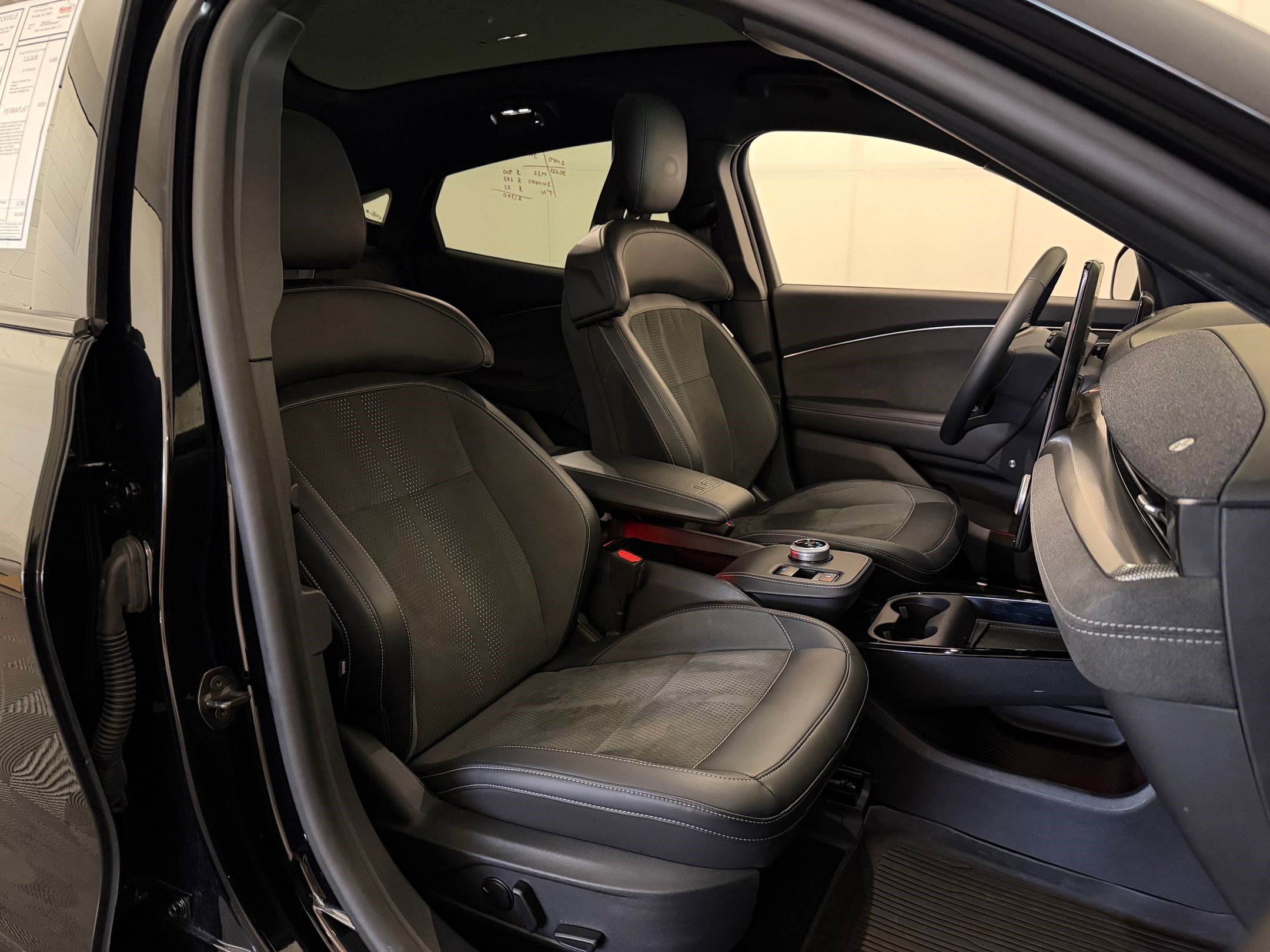 Used 2023 Ford Mustang Mach-E GT image 32