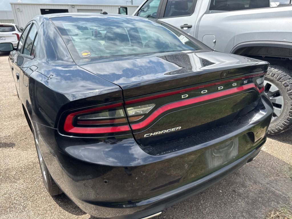 Used 2019 Dodge Charger SXT RWD image 6