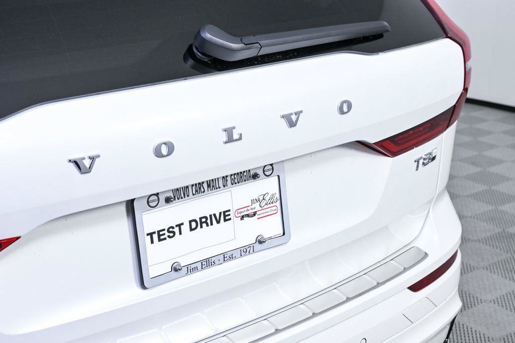 New 2026 Volvo XC60 T8 Ultra w/ Protection Package Premier AWD/4WD image 35