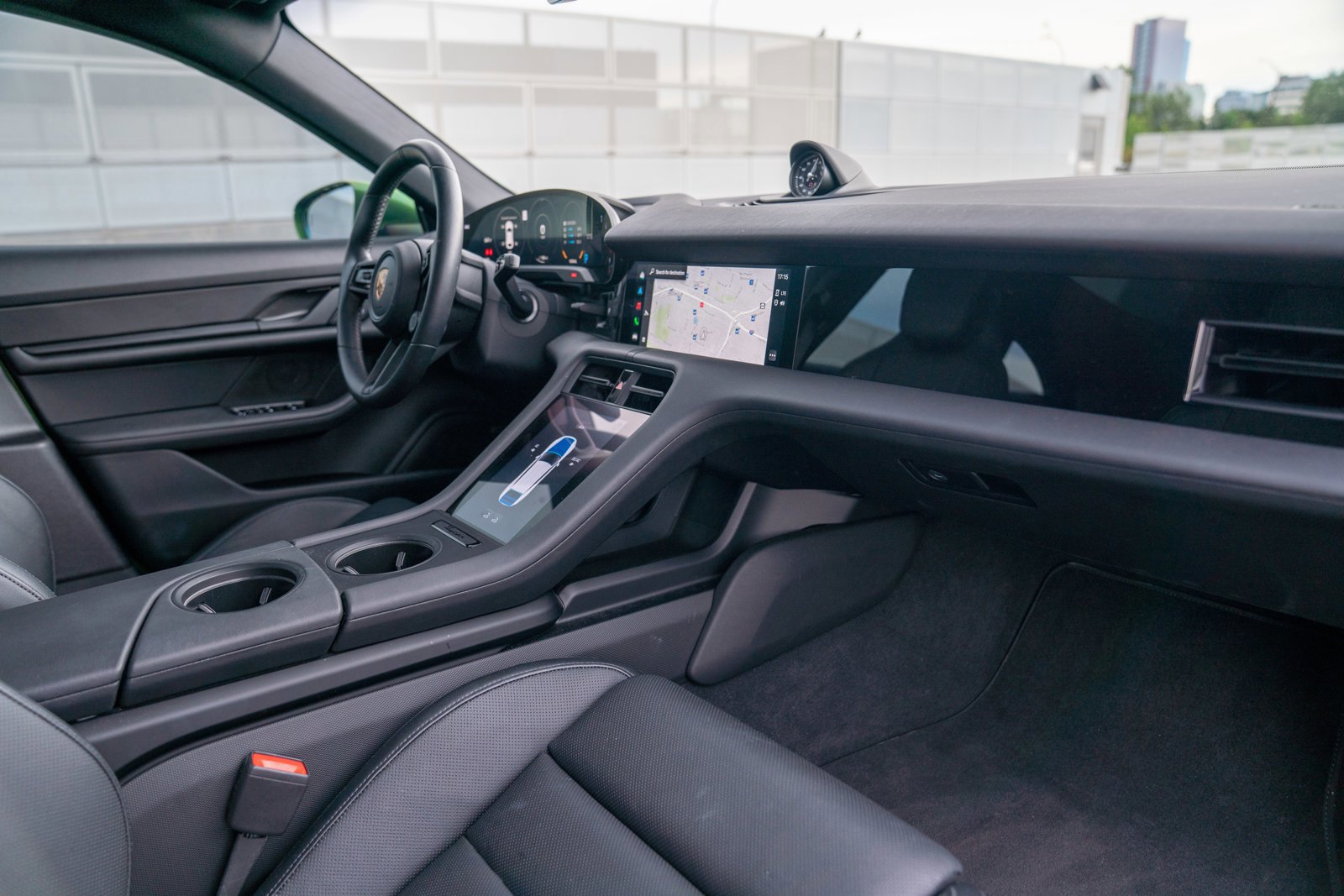 Certified 2023 Porsche Taycan 4S AWD/4WD image 25