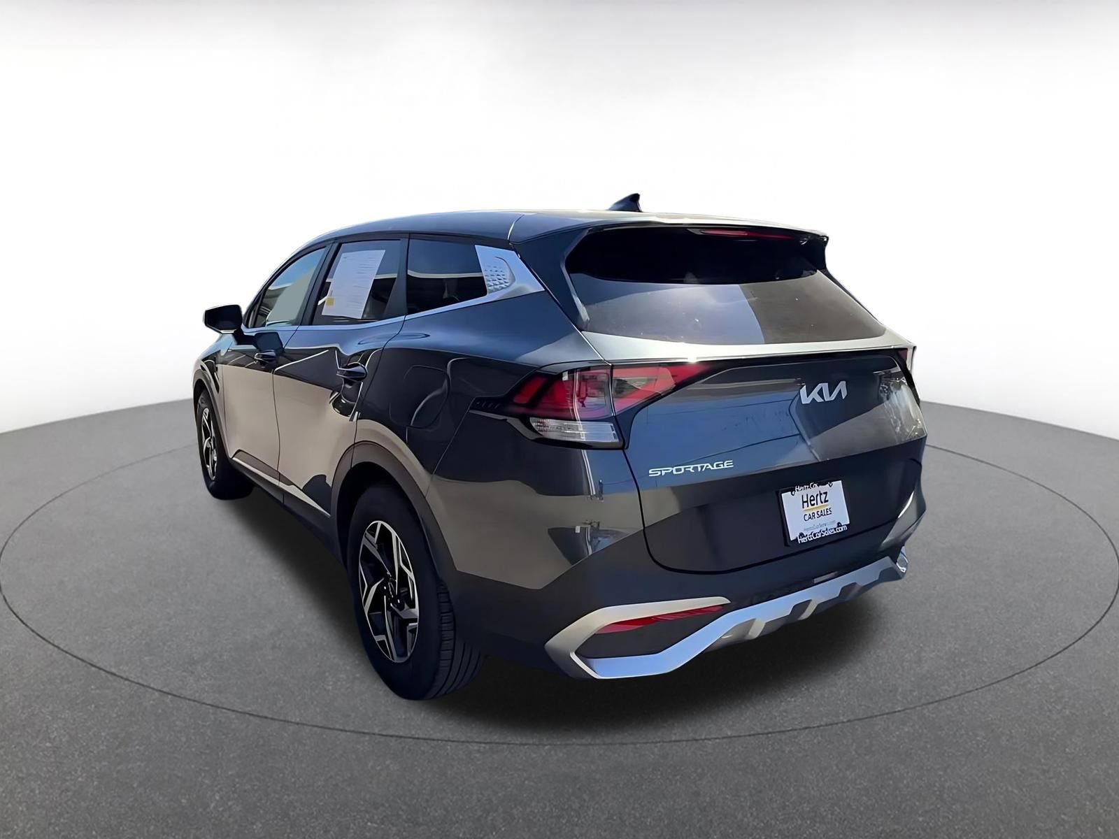 Used 2025 Kia Sportage LX image 11
