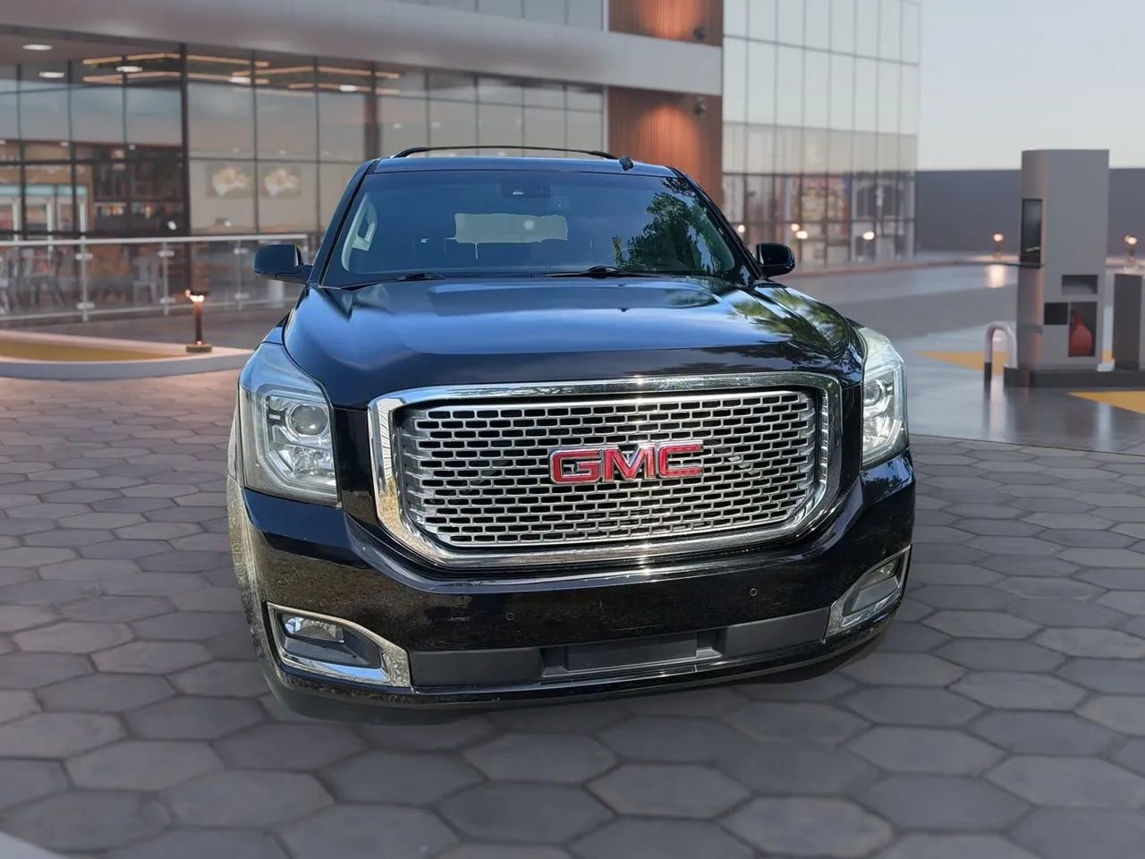 Used 2015 GMC Yukon SLT w/ Open Road Package AWD/4WD image 20