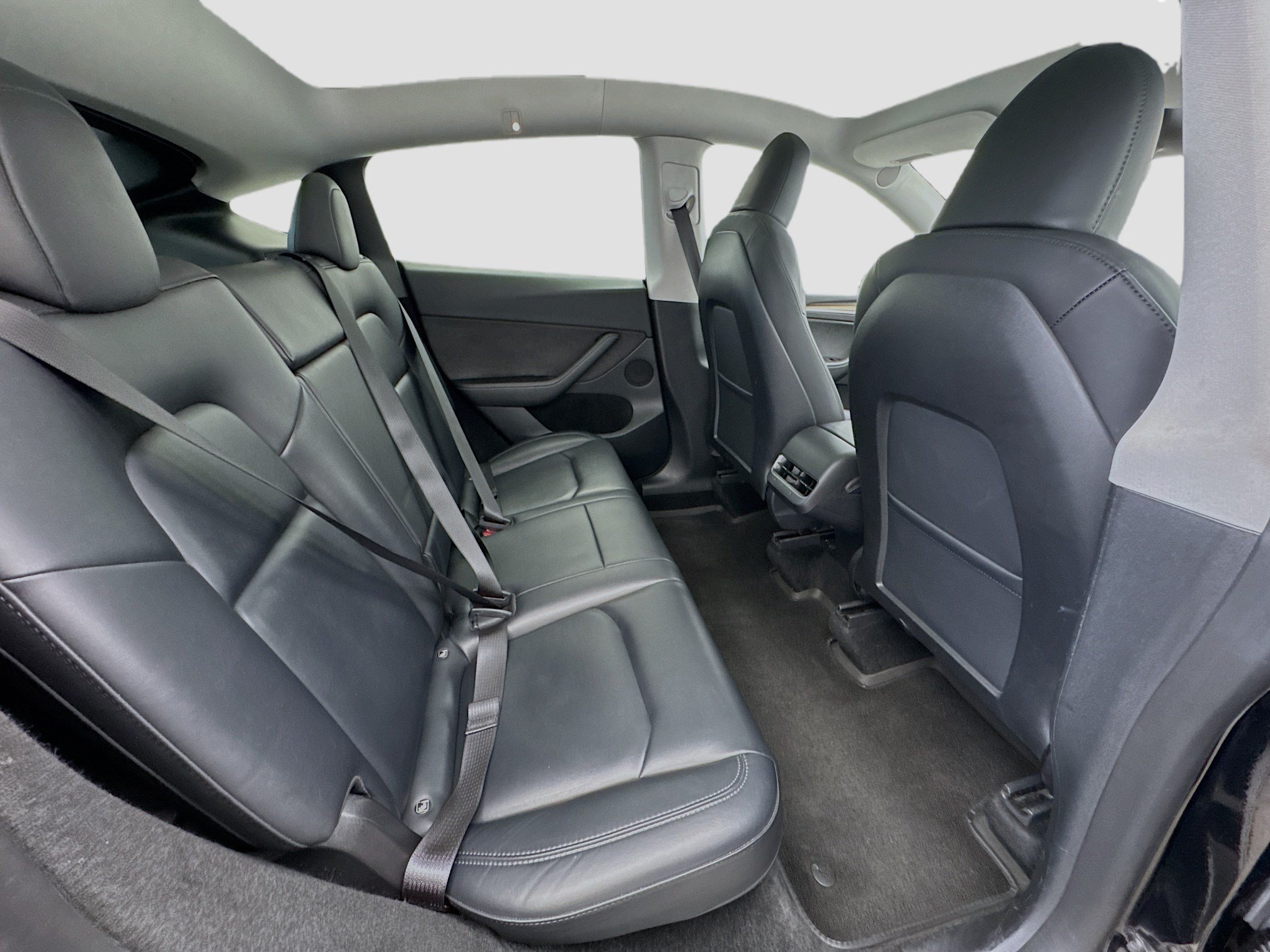 Used 2023 Tesla Model Y Performance AWD/4WD image 19
