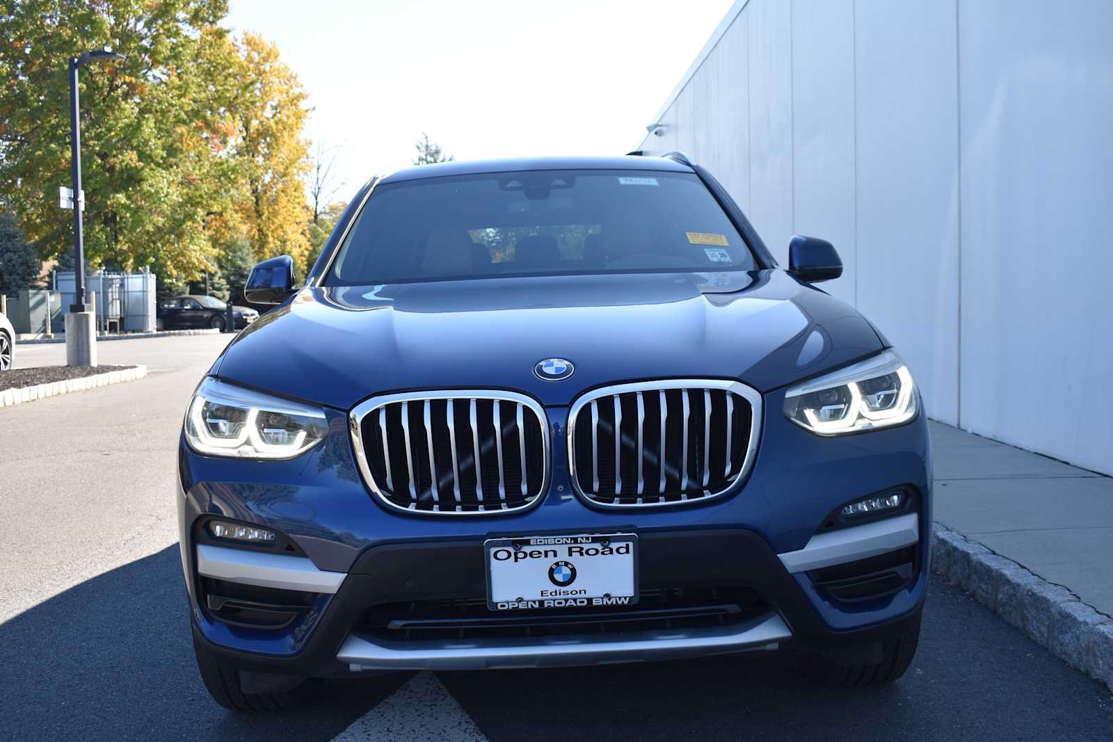 Used 2021 BMW X3 xDrive30i w/ Executive Package AWD/4WD image 2