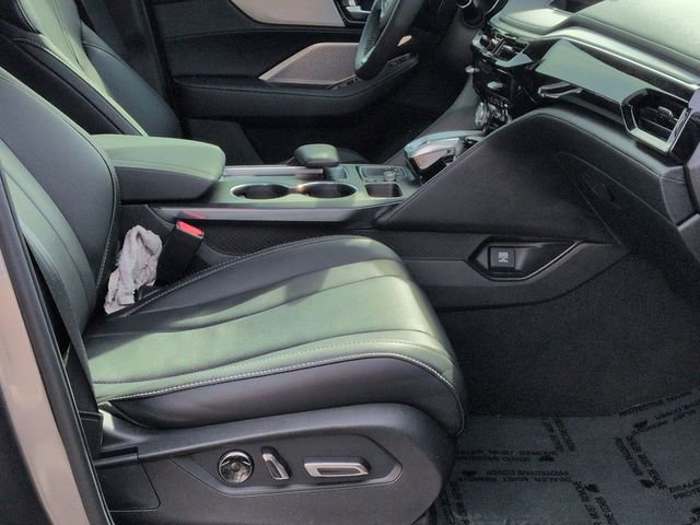 Used 2024 Acura MDX SH-AWD w/ Technology Package image 29