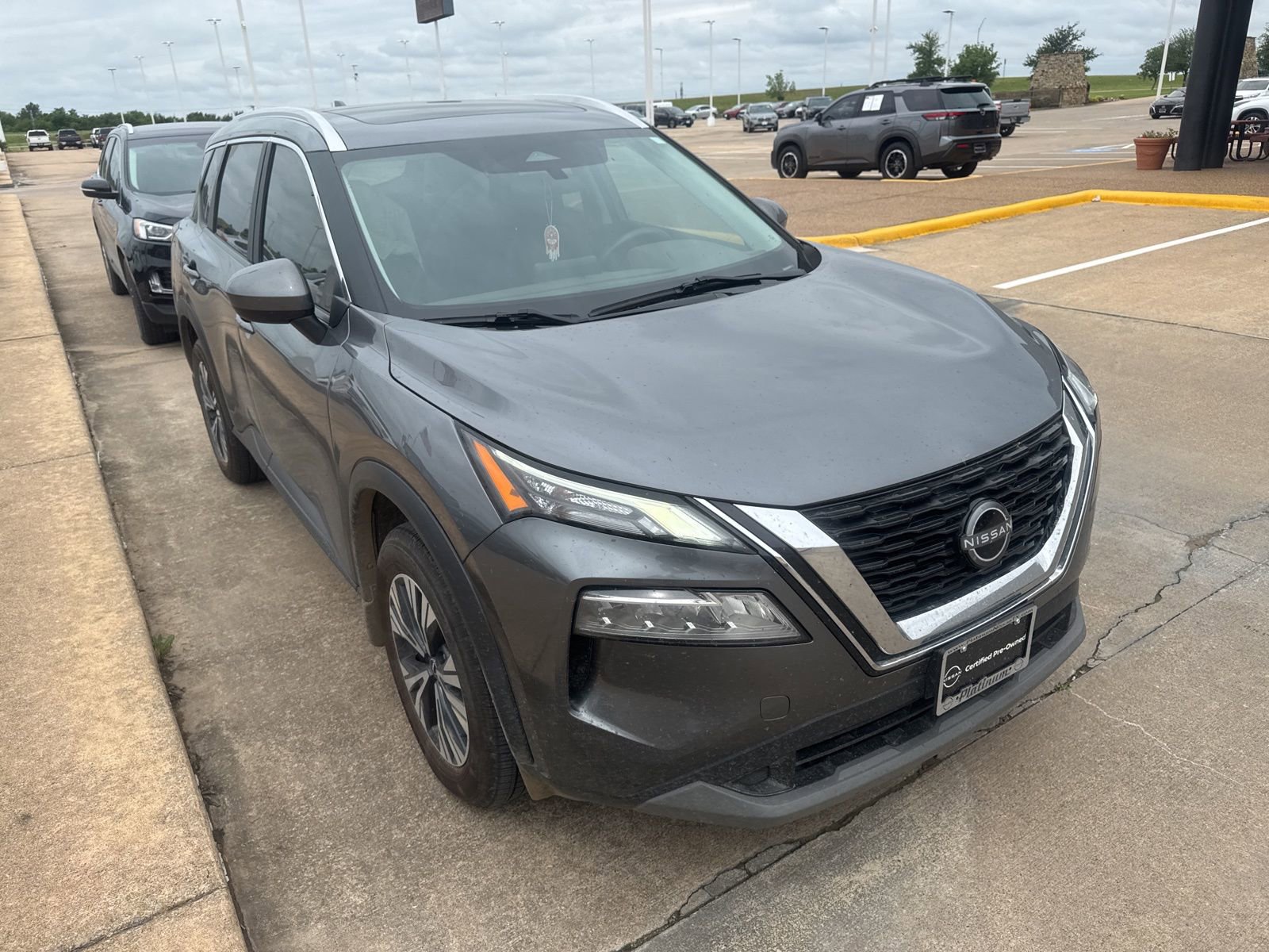 Used 2023 Nissan Rogue SV w/ SV Premium B Package FWD image 7