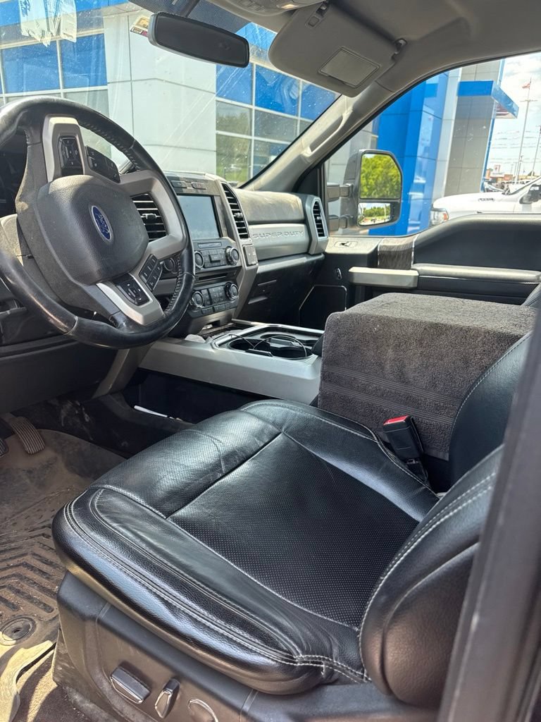 Used 2018 Ford F250 Lariat w/ Lariat Value Package AWD/4WD image 7