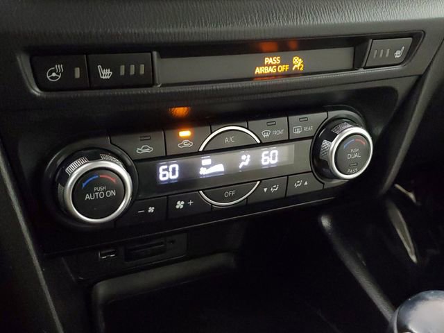 Used 2018 MAZDA MAZDA3 Grand Touring w/ Premium Equipment Package image 29