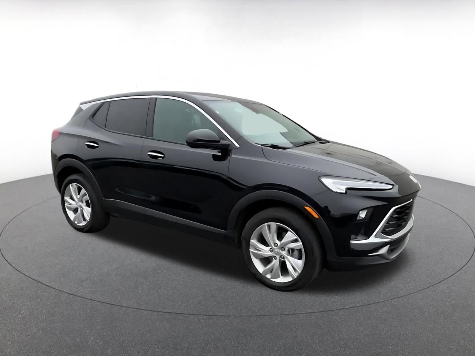 Used 2025 Buick Encore GX Preferred image 2