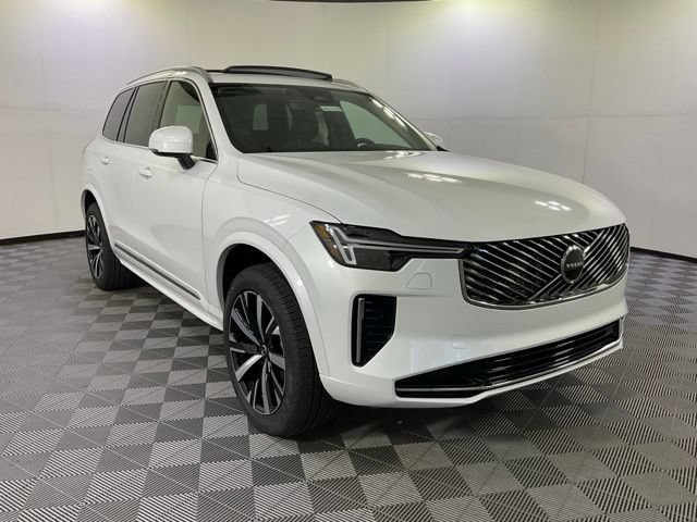 New 2026 Volvo XC90 B5 Core AWD/4WD image 3
