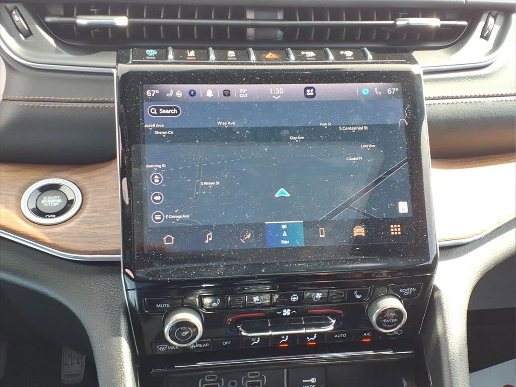 Used 2023 Jeep Grand Cherokee Summit w/ Advanced Protech Group IV image 22