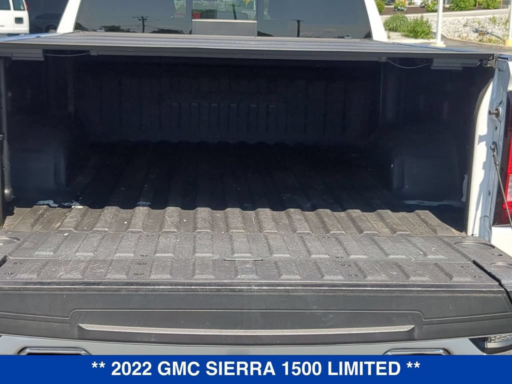 Used 2022 GMC Sierra 1500 Denali w/ Denali Premium Package AWD/4WD image 5