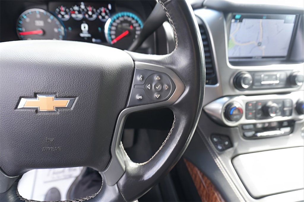 Used 2020 Chevrolet Suburban Premier w/ Premier 6.2L Value Package image 26