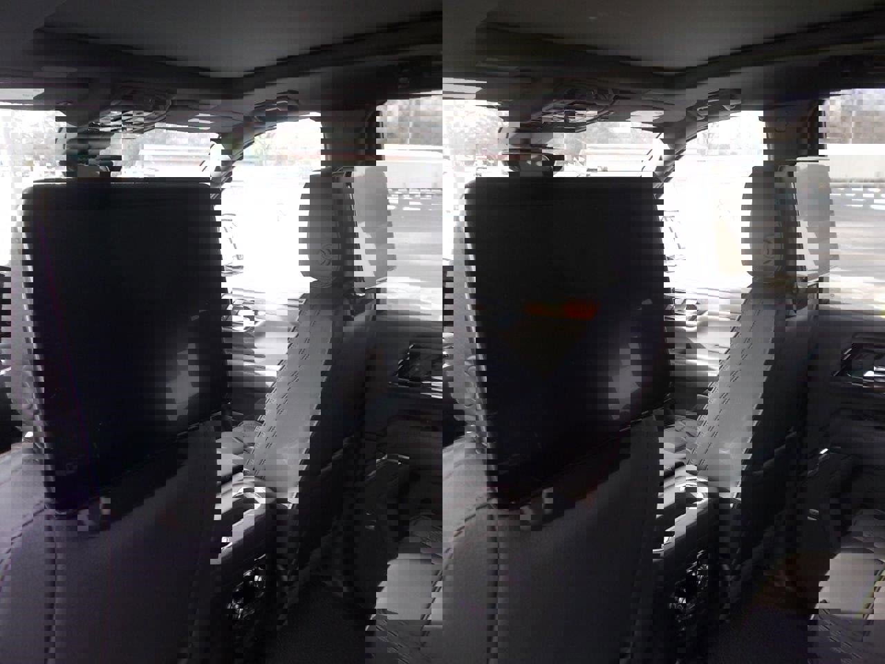 New 2026 GMC Yukon Denali w/ Denali Reserve Package image 17