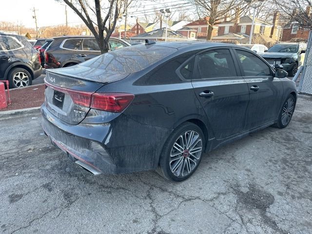 Used 2023 Kia Forte GT image 4