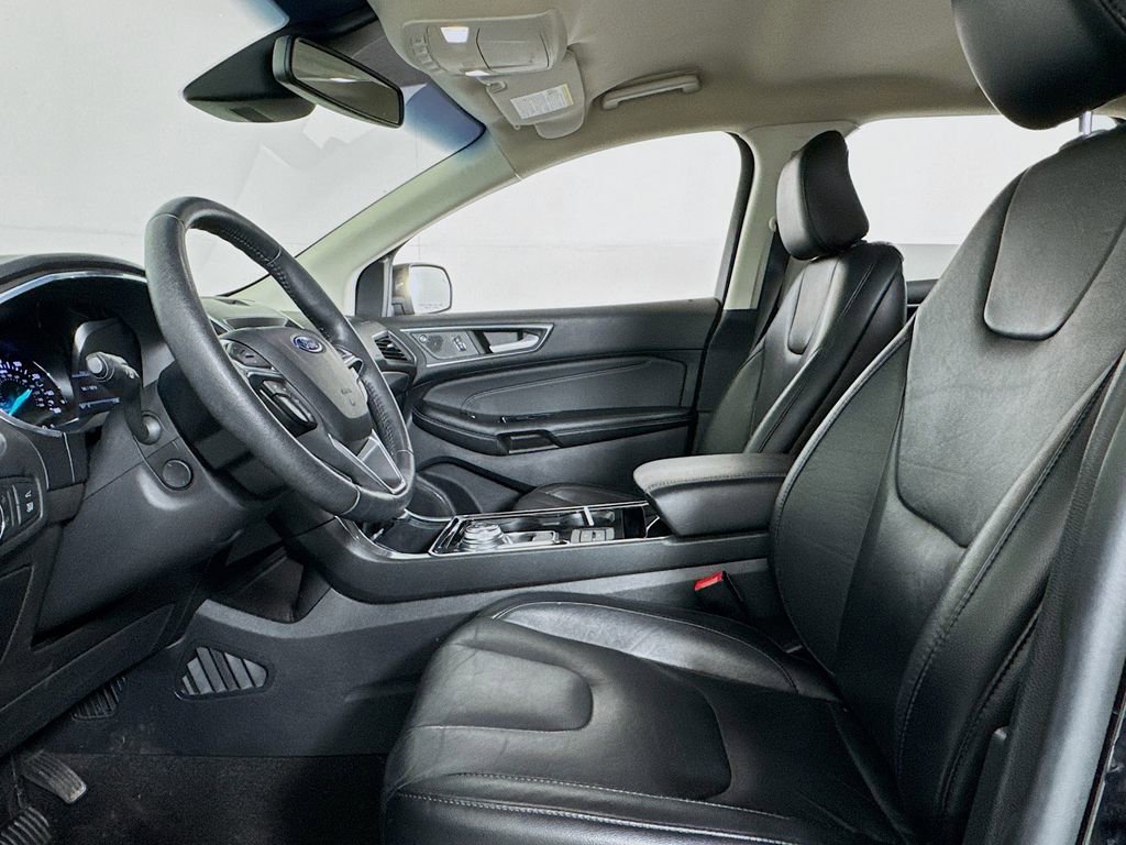 Used 2020 Ford Edge Titanium w/ Cargo Accessory Package FWD image 11
