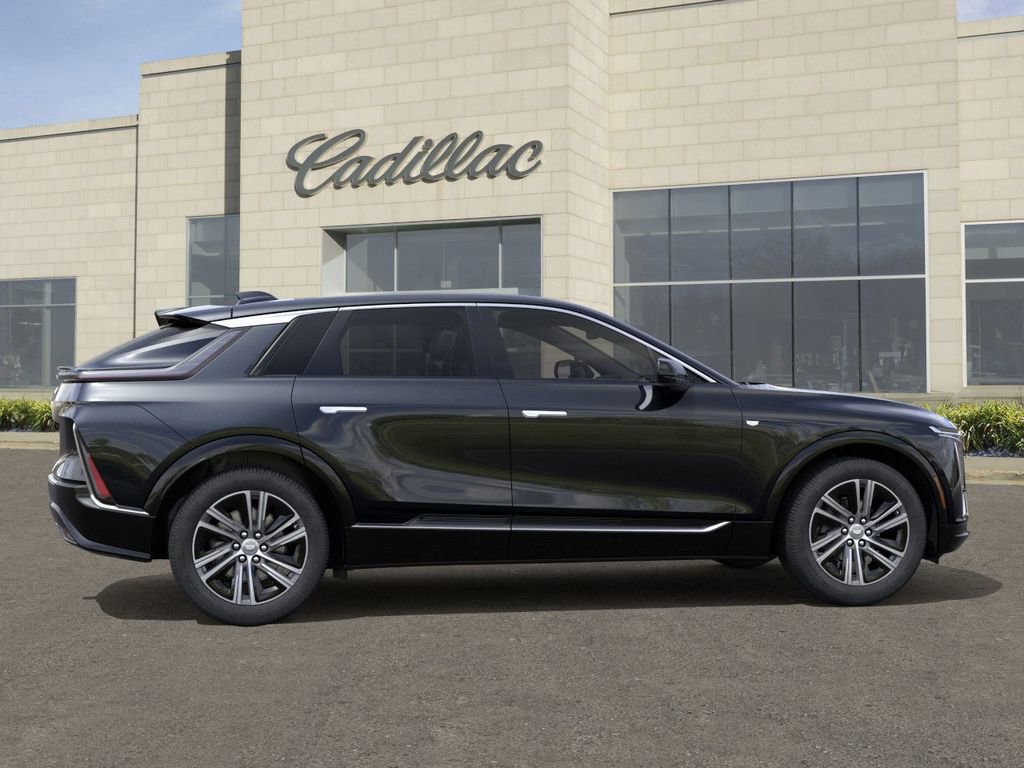 New 2025 Cadillac Lyriq Luxury image 5
