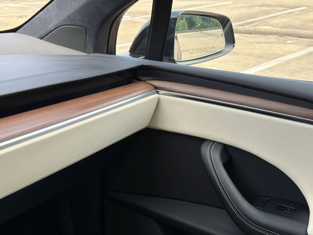 Used 2023 Tesla Model X AWD/4WD image 35