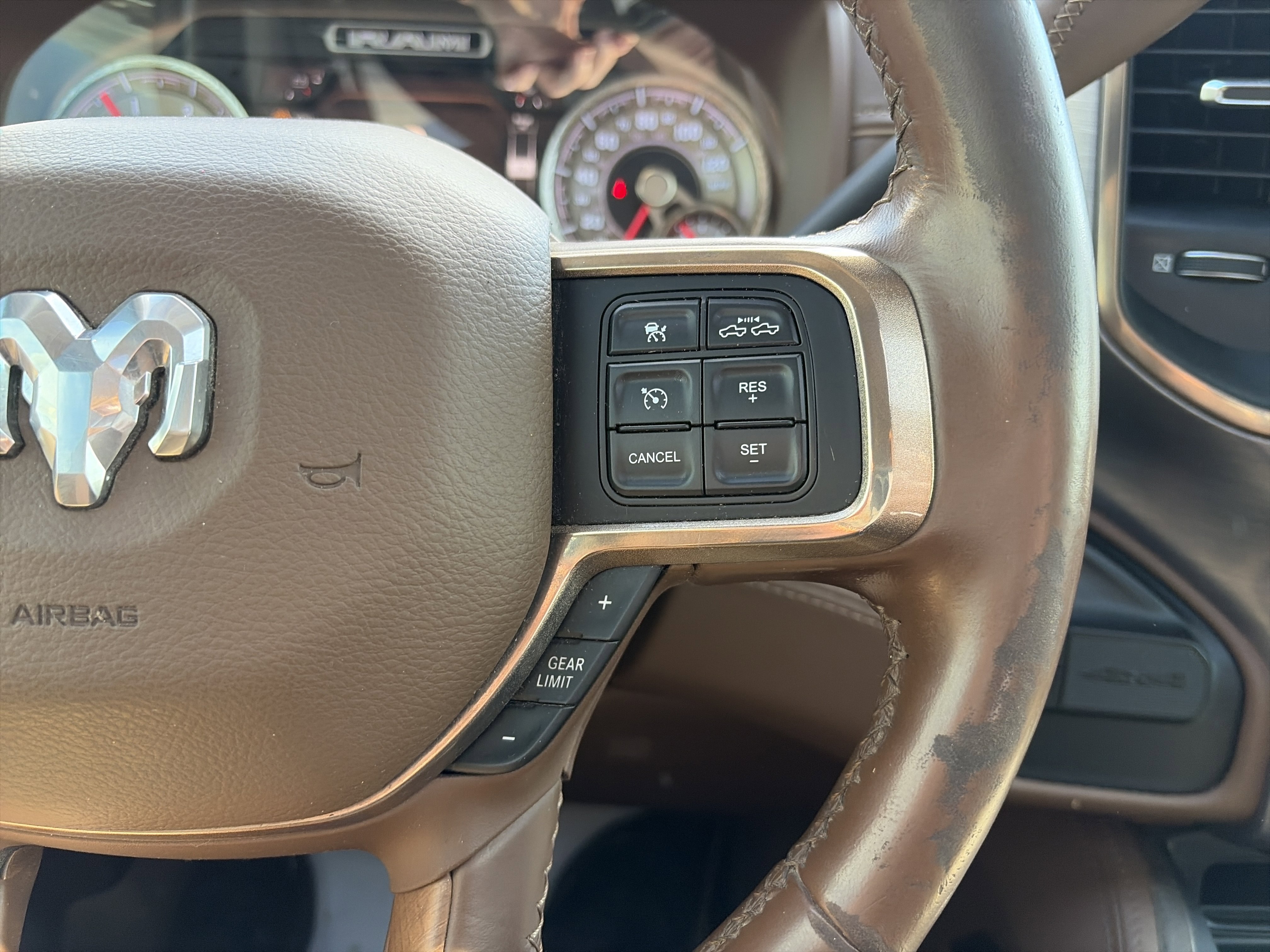 Used 2020 RAM 2500 Limited image 19