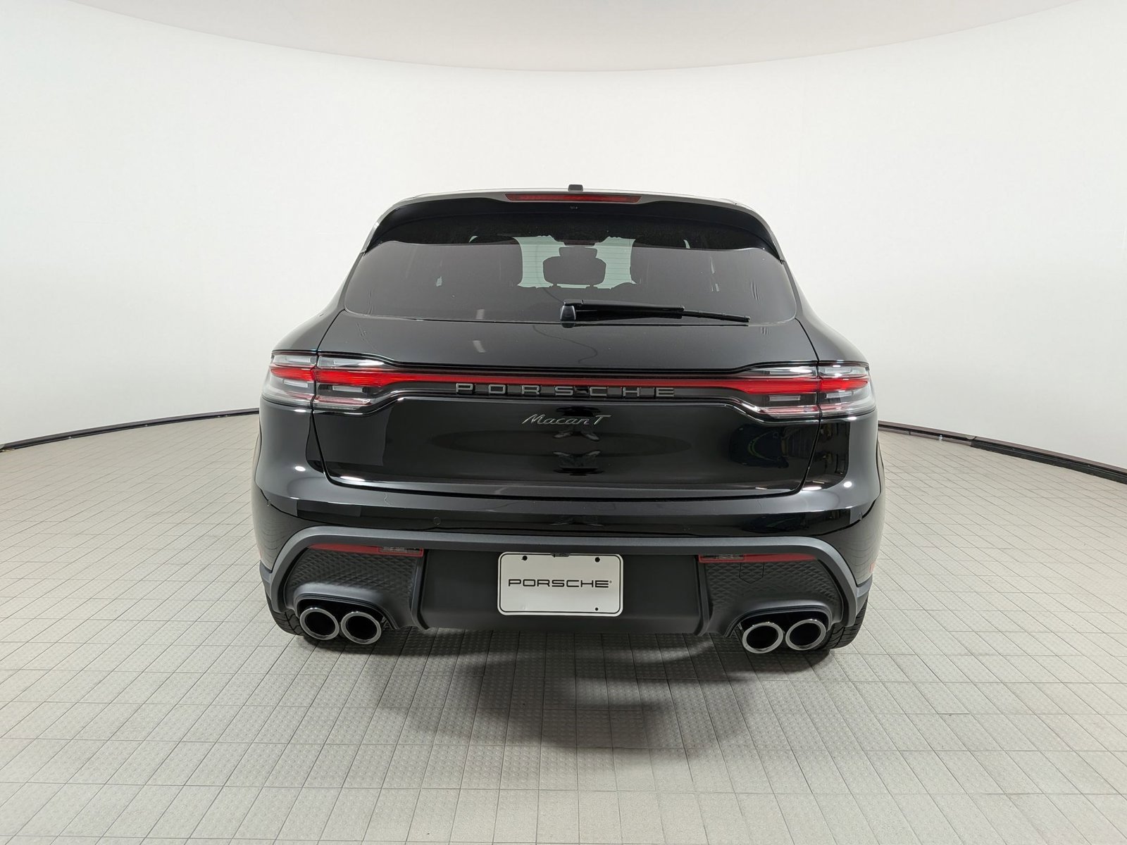 New 2026 Porsche Macan Turbo AWD/4WD image 10