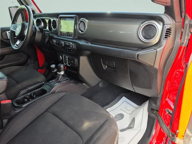 Used 2023 Jeep Gladiator Overland w/ Trailer Tow Package AWD/4WD image 18