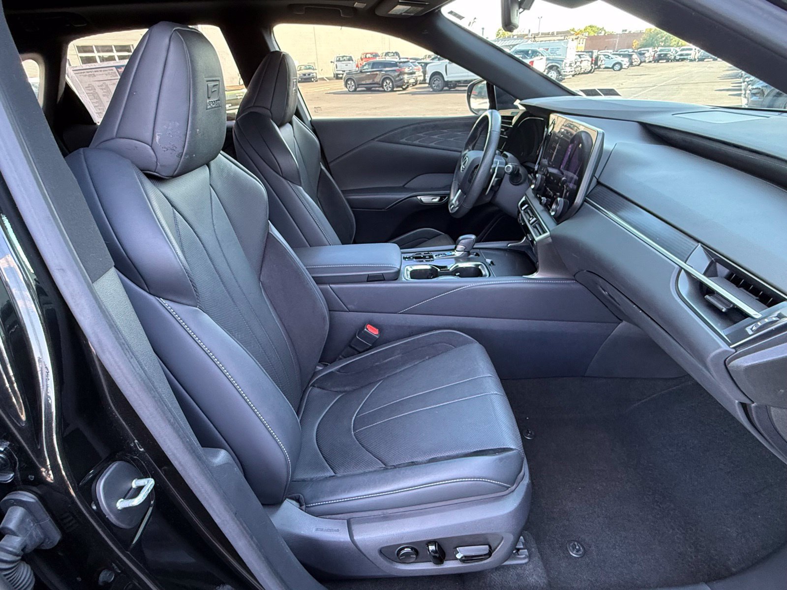 Used 2023 Lexus RX 500h F Sport w/ Accessory Package (Z1) AWD/4WD image 20