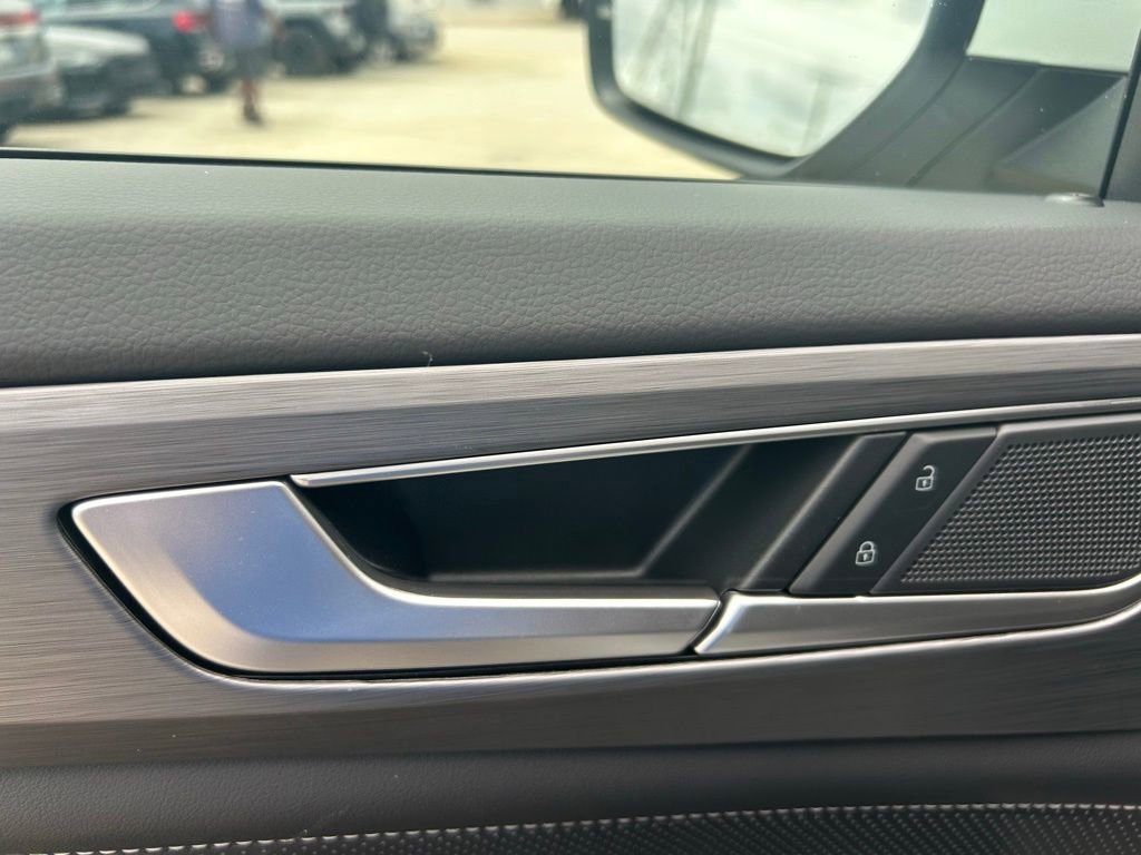 New 2026 Volkswagen Atlas Cross Sport SE AWD/4WD image 56