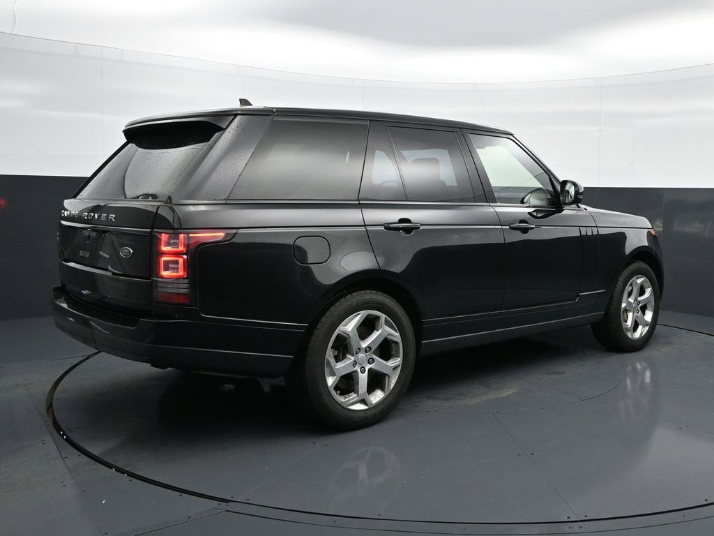 Used 2016 Land Rover Range Rover Supercharged AWD/4WD image 7