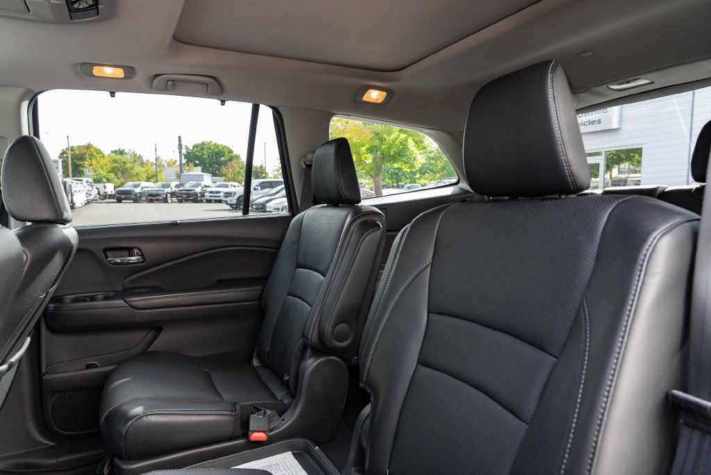 Used 2016 Honda Pilot Elite image 25