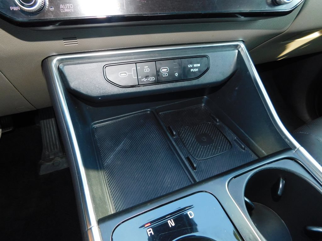 Used 2025 Kia Carnival EX FWD image 46