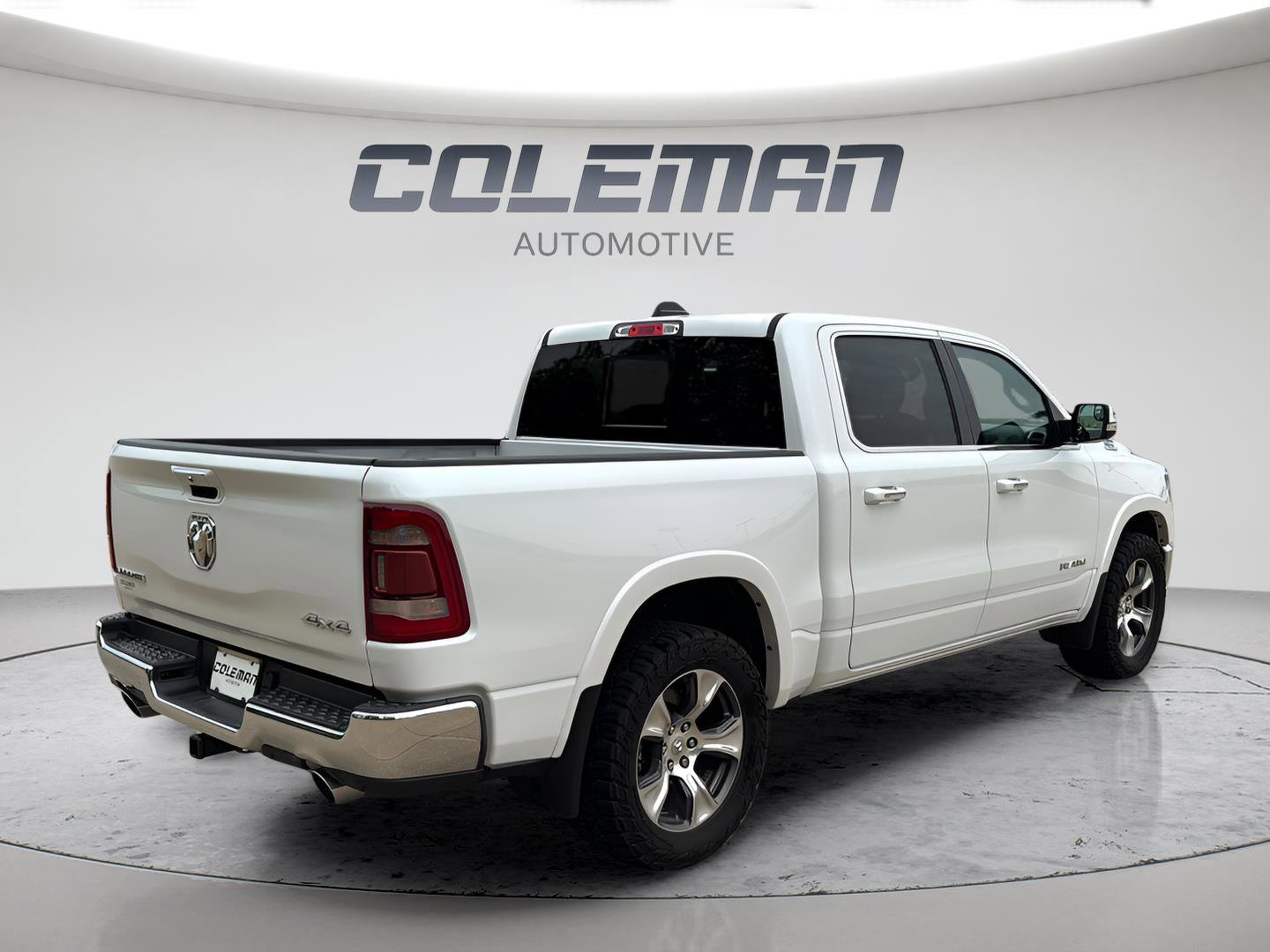 Used 2019 RAM 1500 Laramie AWD/4WD image 5