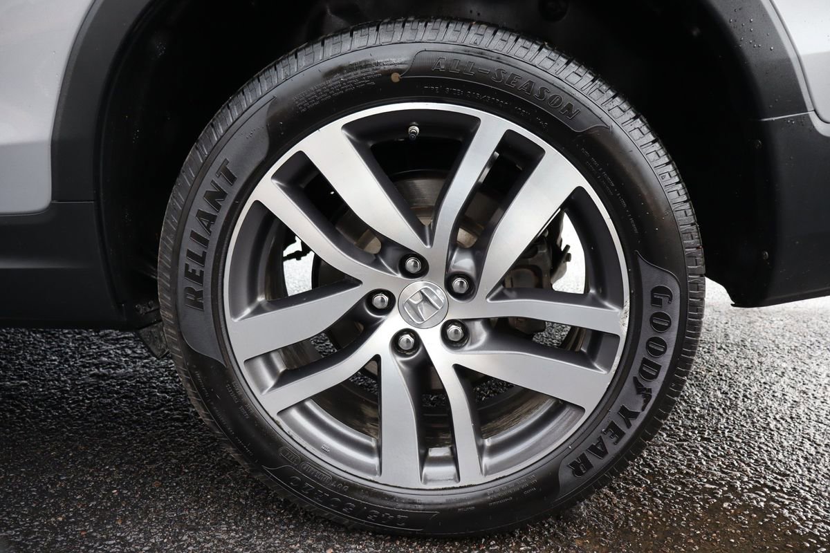 Used 2017 Honda Pilot Touring image 45