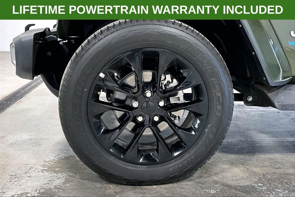 Used 2021 Jeep Wrangler Unlimited Sahara w/ Safety Group image 11