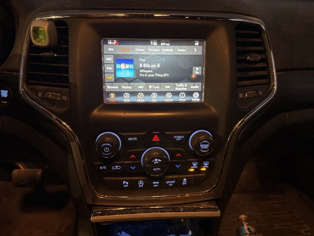 Used 2021 Jeep Grand Cherokee Laredo image 7