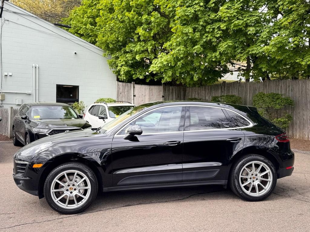 Used 2015 Porsche Macan S AWD/4WD image 3