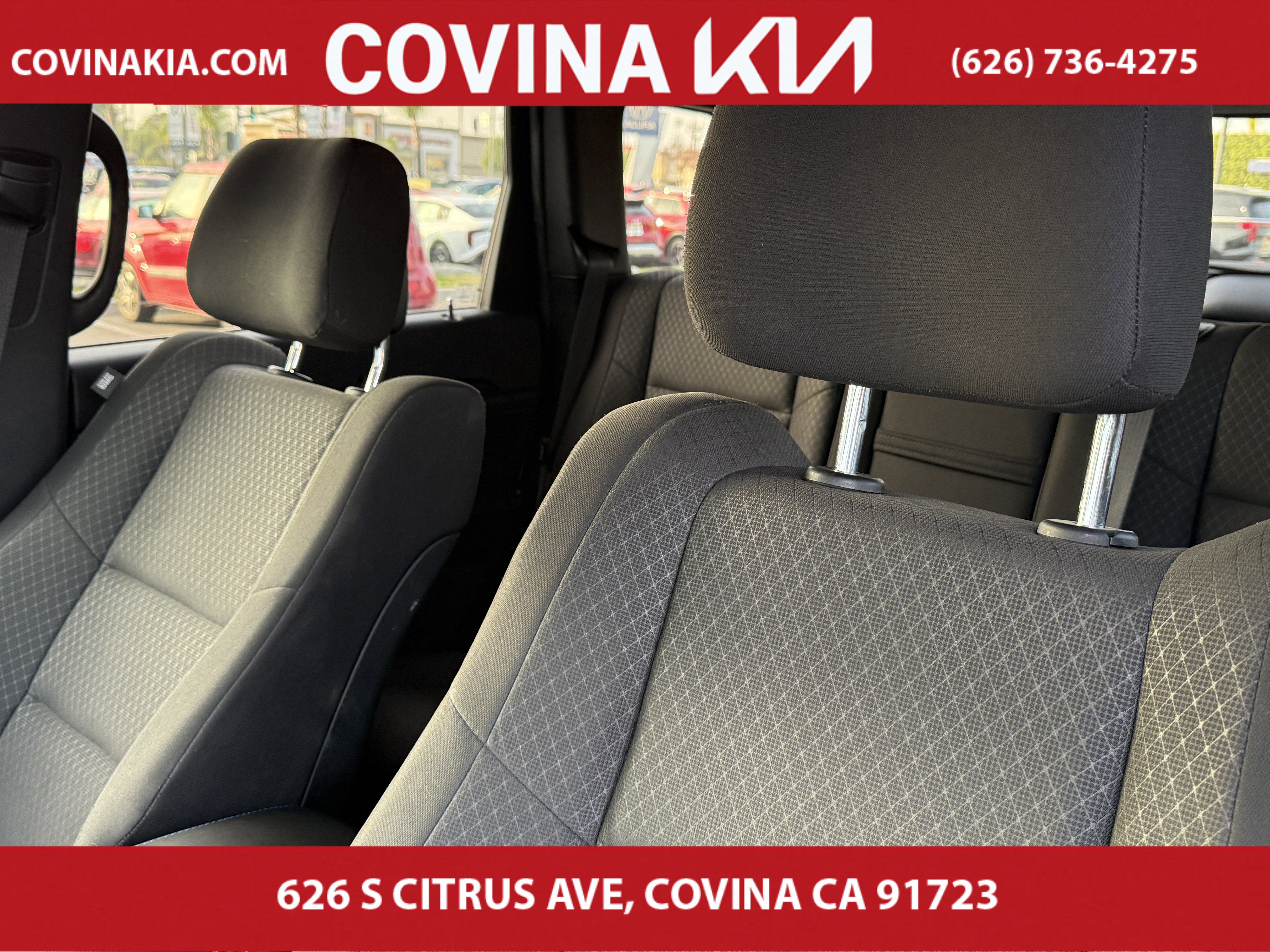 Used 2018 Jeep Grand Cherokee Laredo image 16