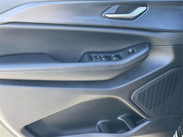 Used 2024 Jeep Grand Cherokee L Altitude image 30